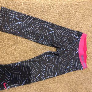 Nike Cropped Leggings